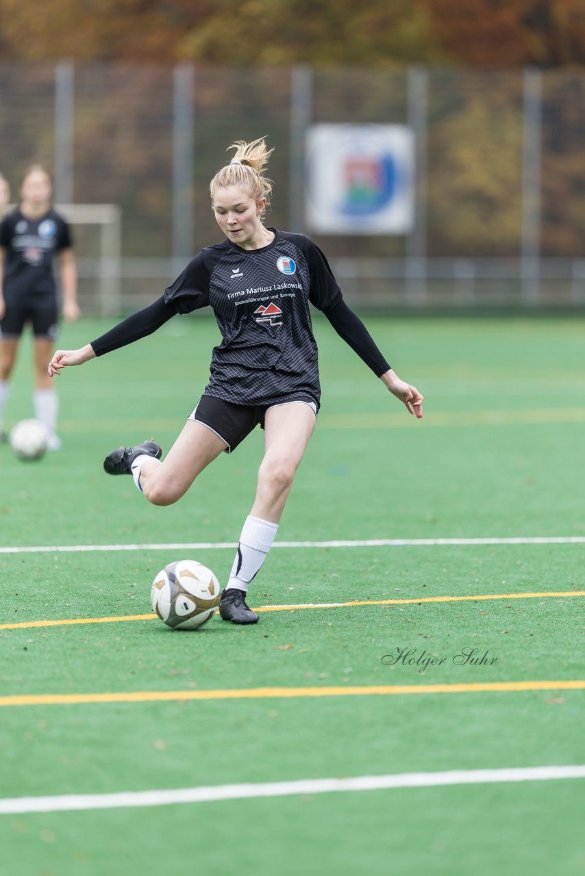 Bild 83 - wCJ VfL Pinneberg - Eimsbuettler TV : Ergebnis: 0:3